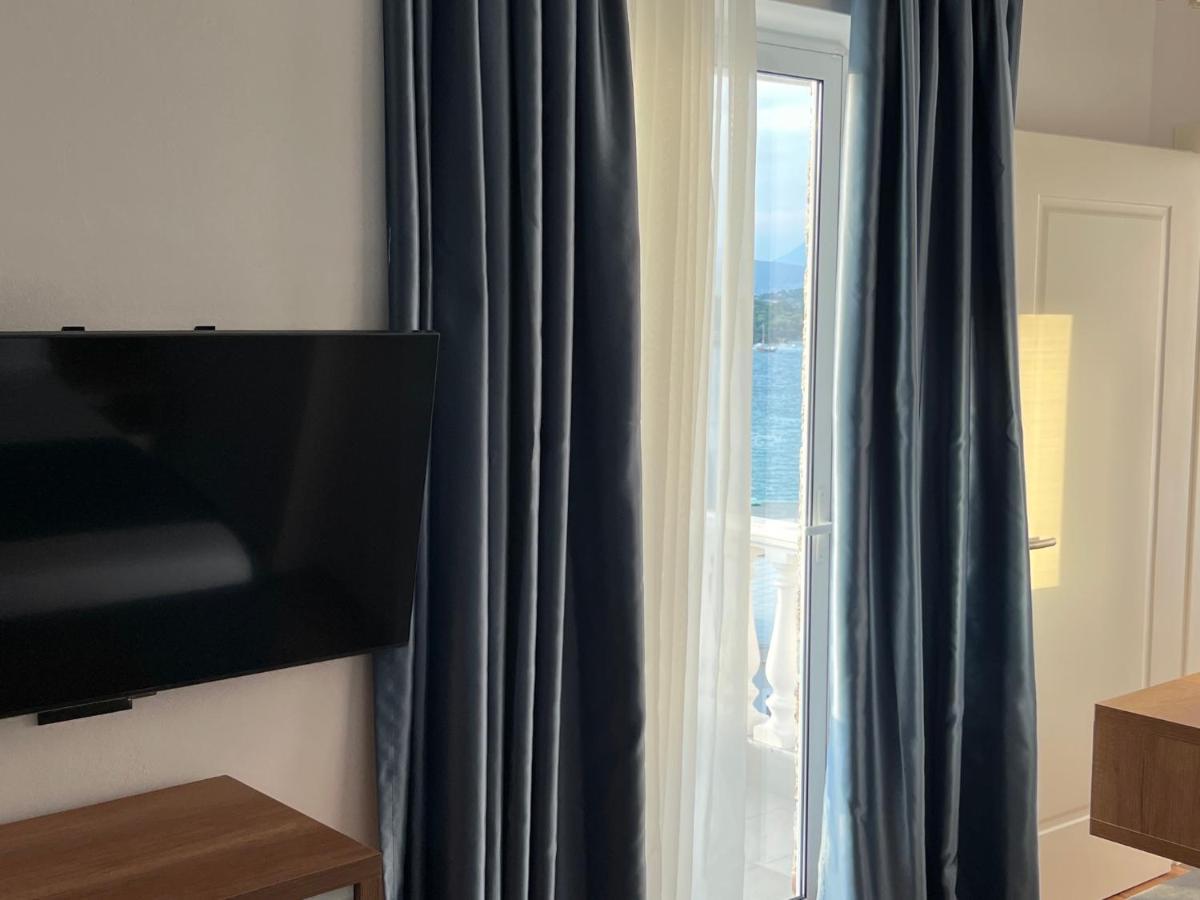Illyrian Hotel Ksamil Ngoại thất bức ảnh