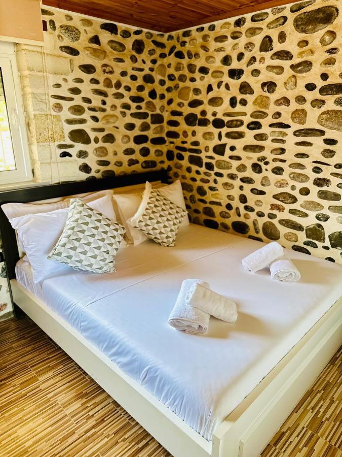Illyrian Hotel Ksamil Ngoại thất bức ảnh