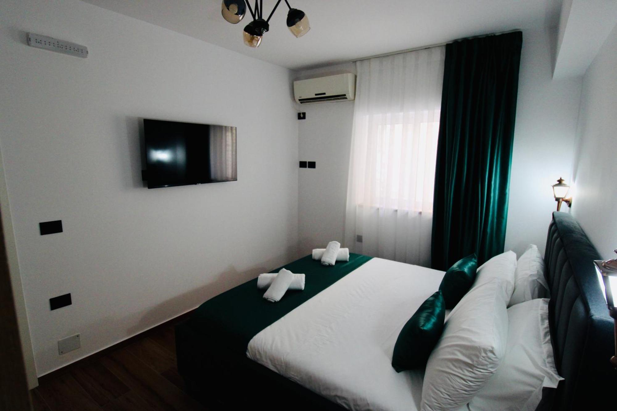 Illyrian Hotel Ksamil Ngoại thất bức ảnh