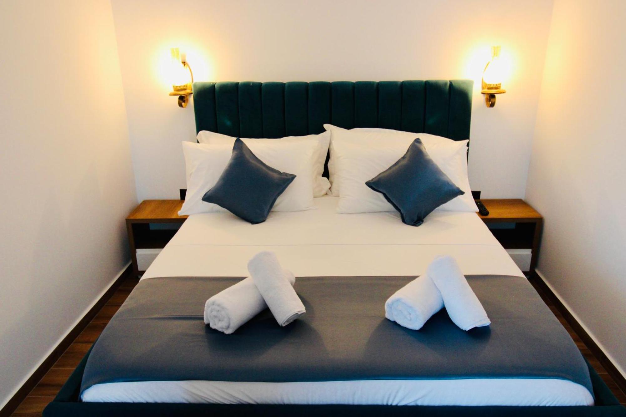 Illyrian Hotel Ksamil Ngoại thất bức ảnh