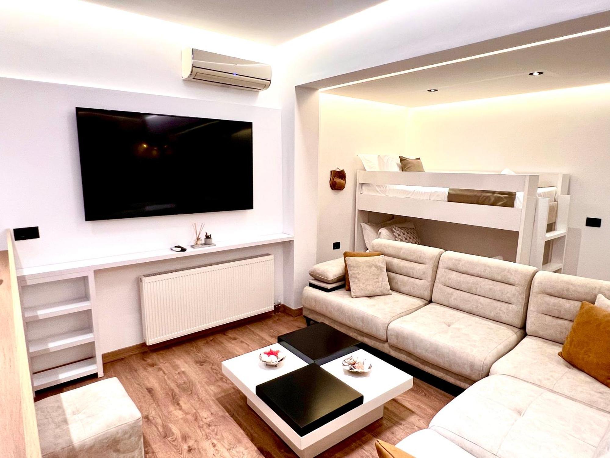 Illyrian Hotel Ksamil Ngoại thất bức ảnh